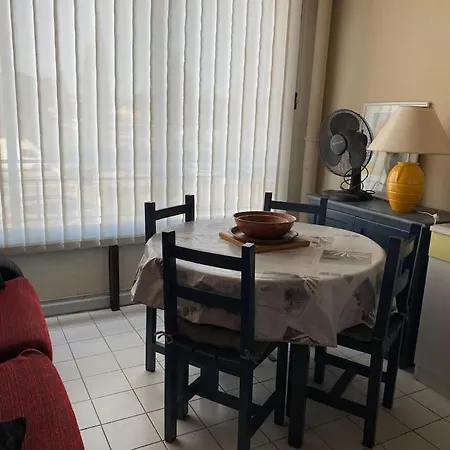 Escape - Bord De Port Apartment *