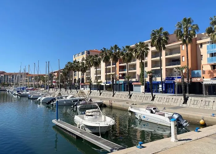 Escape - Appt Bord De Port Avec Parking Appartement